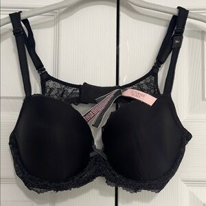 Victoria's Secret Black Underwire Lace Bra